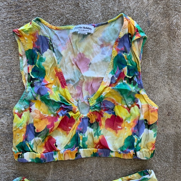 Charlie Holiday Floral bright Cheyenne maxi skirt and crop top two piece set-OBO - Picture 8 of 10